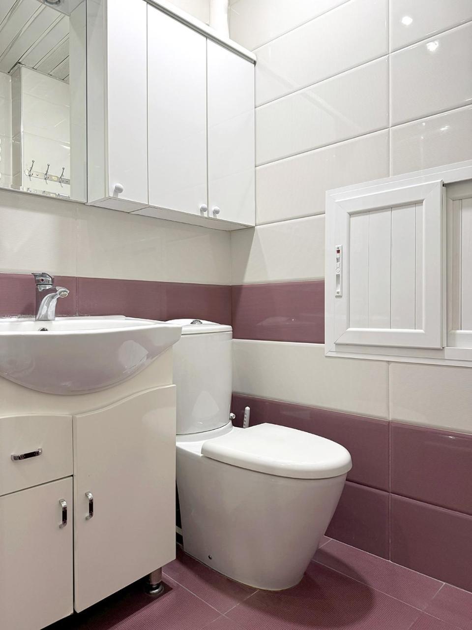 Your Spacious Home, City Center Erevan Esterno foto