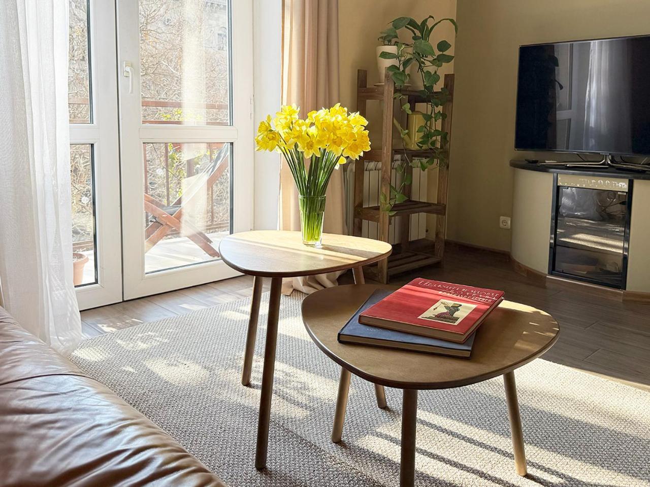 Your Spacious Home, City Center Erevan Esterno foto